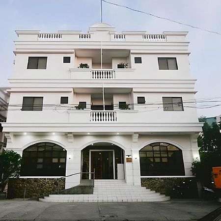El Haciendero Private Hotel Iloilo City Eksteriør billede