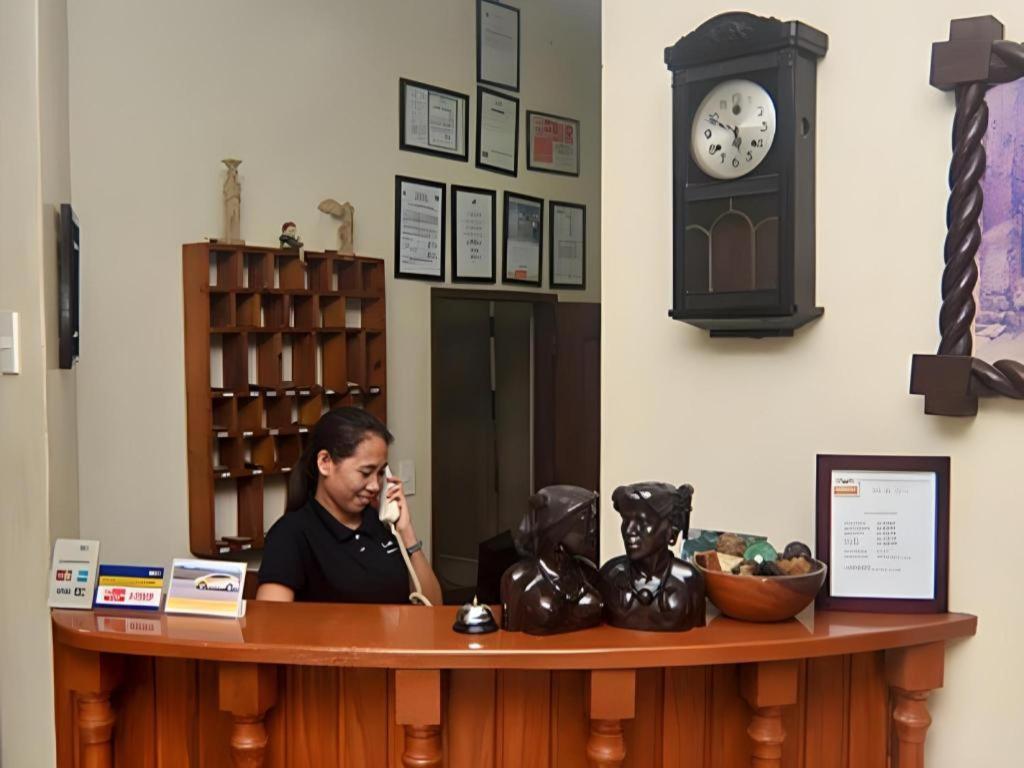 El Haciendero Private Hotel Iloilo City Eksteriør billede