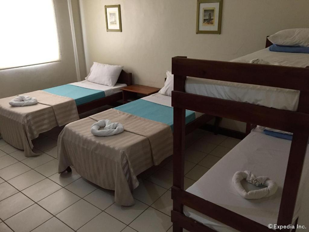El Haciendero Private Hotel Iloilo City Eksteriør billede