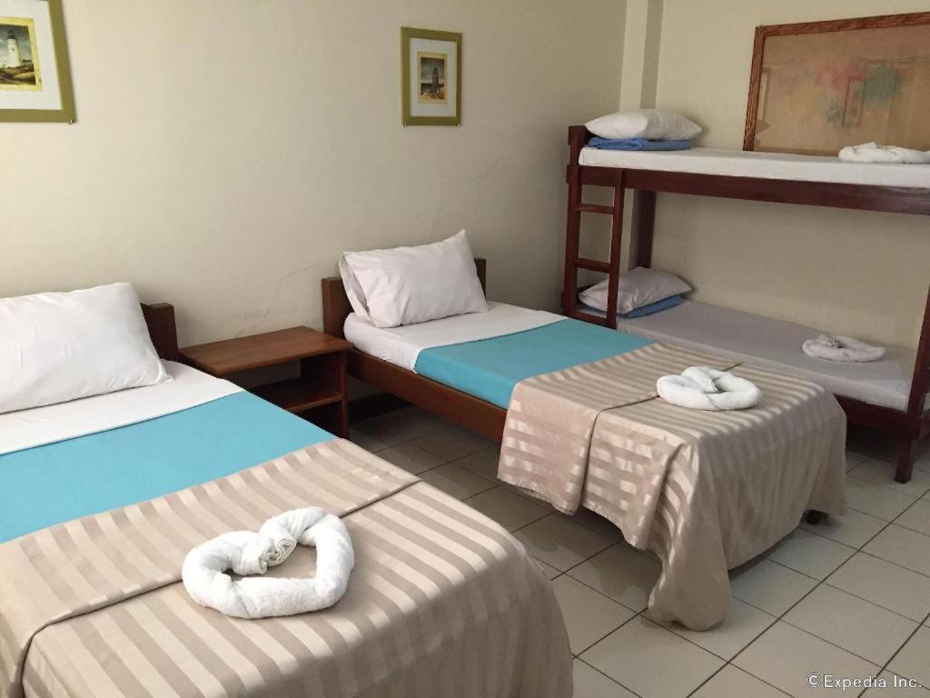 El Haciendero Private Hotel Iloilo City Eksteriør billede