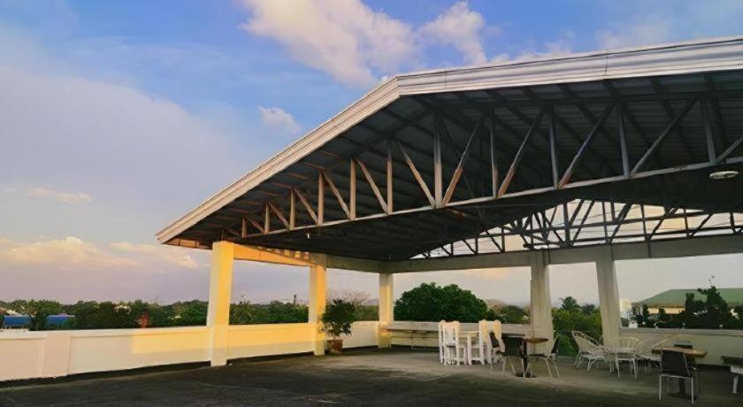 El Haciendero Private Hotel Iloilo City Eksteriør billede