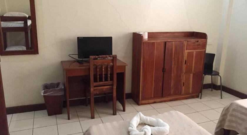 El Haciendero Private Hotel Iloilo City Eksteriør billede